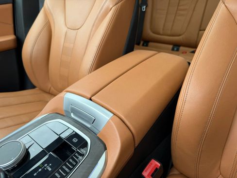 Used 2019 BMW X5 xDrive40i w/ Premium Package 2 image 31