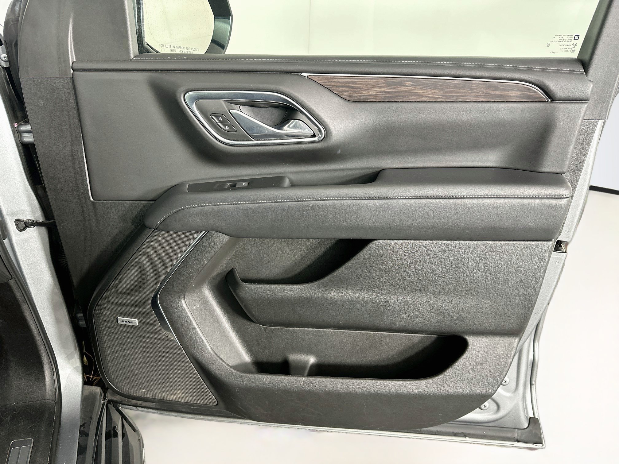 Used 2023 Chevrolet Tahoe LT w/ Luxury Package RWD image 34