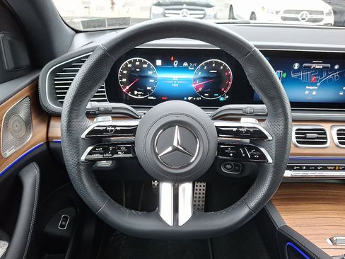 Certified 2025 Mercedes-Benz GLS 450 GLS 450 image 22