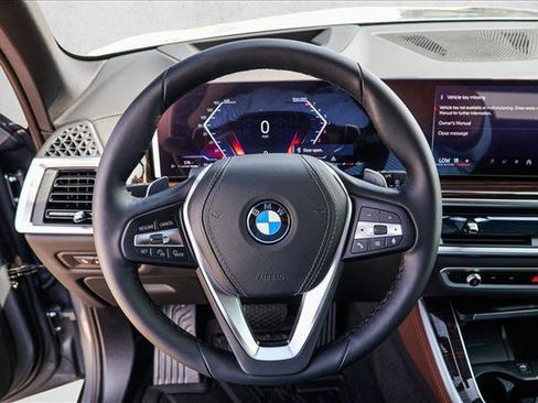 New 2026 BMW X5 xDrive40i w/ Climate Comfort Package AWD/4WD image 13