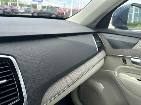 Used 2023 Volvo XC90 B6 Plus w/ Protection Package AWD/4WD image 23