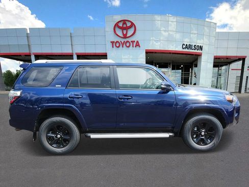 Used 2016 Toyota 4Runner SR5 Premium AWD/4WD image 4