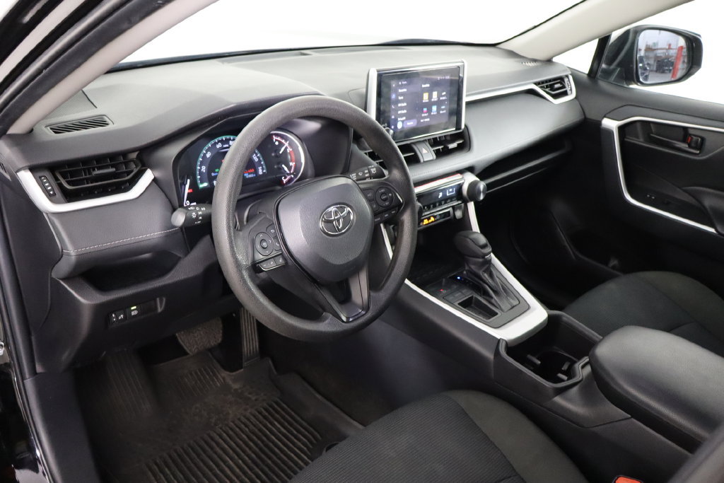 Used 2024 Toyota RAV4 LE FWD image 24