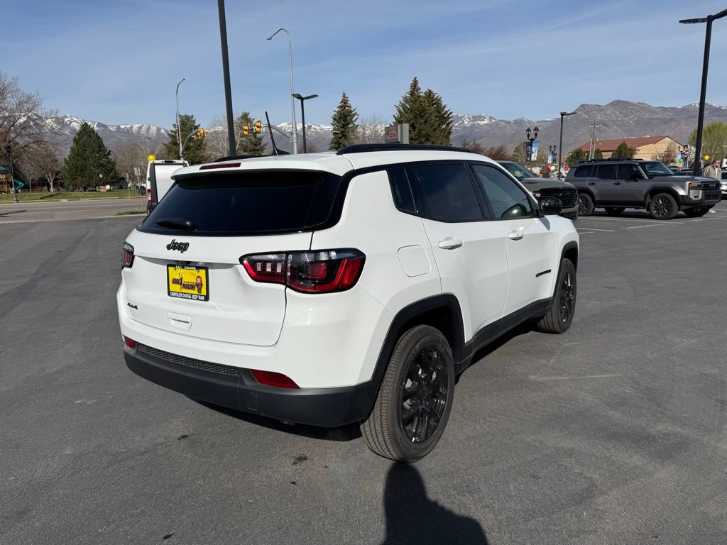 New 2026 Jeep Compass Latitude AWD/4WD image 3
