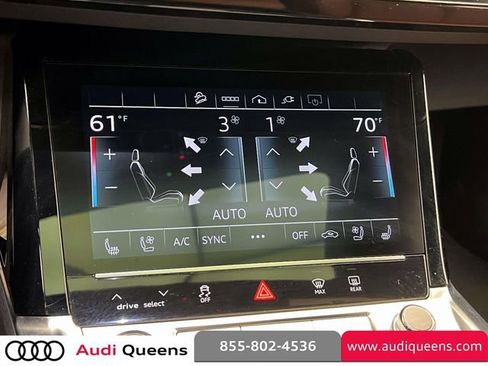 Used 2024 Audi Q8 e-tron Premium Plus w/ Premium Plus Package AWD/4WD image 31