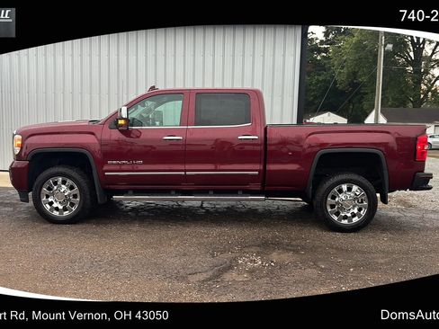 Used 2015 GMC Sierra 2500 Denali w/ Duramax Plus Package AWD/4WD image 1