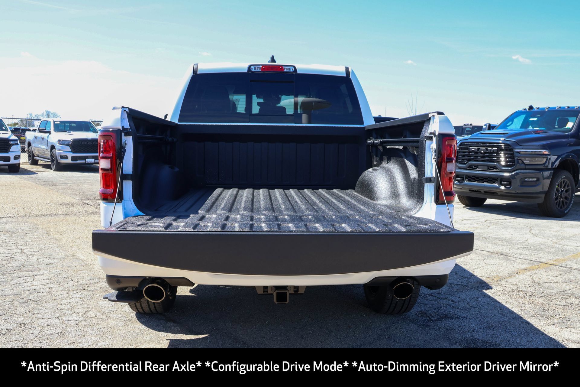 New 2026 RAM 1500 Big Horn AWD/4WD image 17