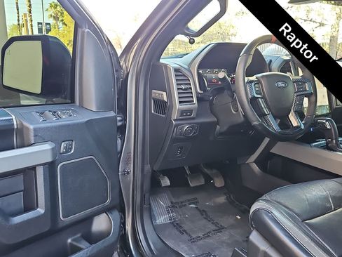 Used 2018 Ford F150 Raptor w/ Equipment Group 802A Luxury AWD/4WD image 10