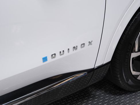 Used 2024 Chevrolet Equinox EV LT w/ LPO, Trailering Package FWD image 10