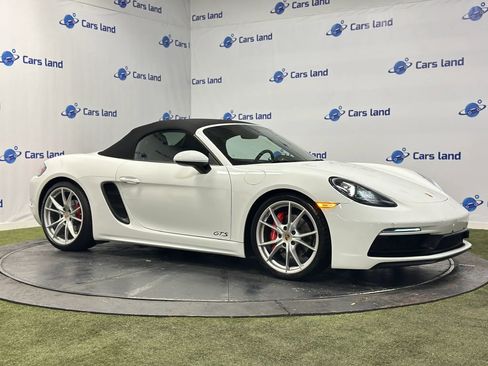Used 2018 Porsche 718 Boxster GTS RWD image 2
