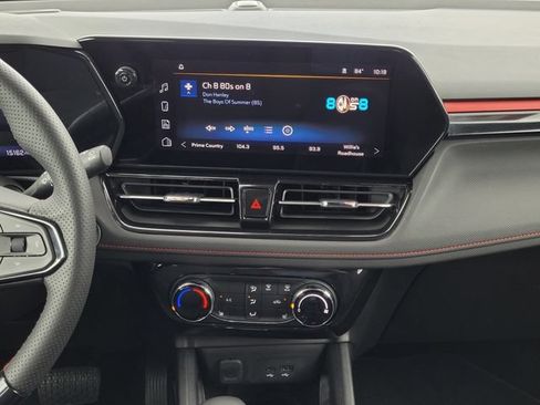 Used 2025 Chevrolet TrailBlazer RS FWD image 16
