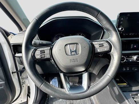 Used 2024 Honda CR-V EX-L image 14