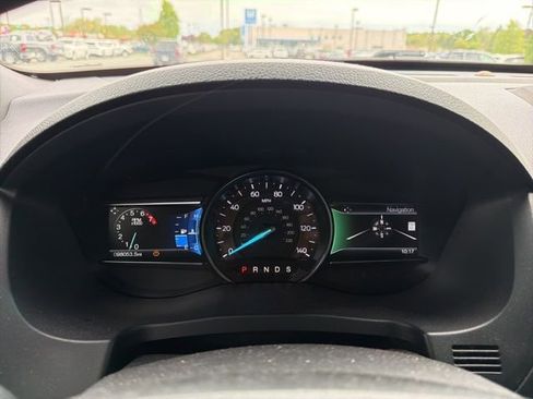 Used 2016 Ford Explorer XLT w/ Equipment Group 202A AWD/4WD image 10