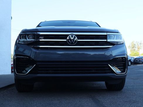 Used 2021 Volkswagen Atlas Cross Sport SE w/ Panoramic Sunroof Package AWD/4WD image 17
