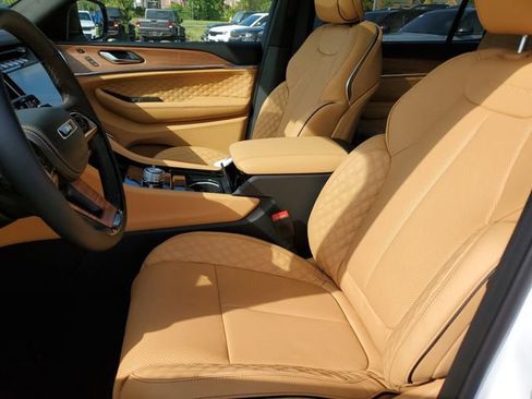 New 2025 Jeep Grand Cherokee L Summit image 16