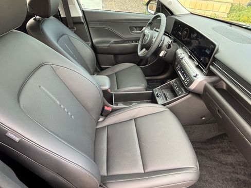 Used 2026 Hyundai Kona SEL Premium FWD image 31