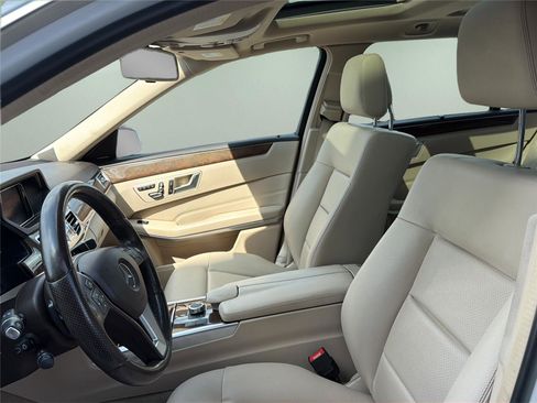 Used 2016 Mercedes-Benz E 350 4MATIC Wagon image 28