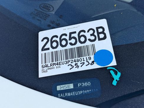 Used 2023 Land Rover Discovery HSE R-Dynamic image 36