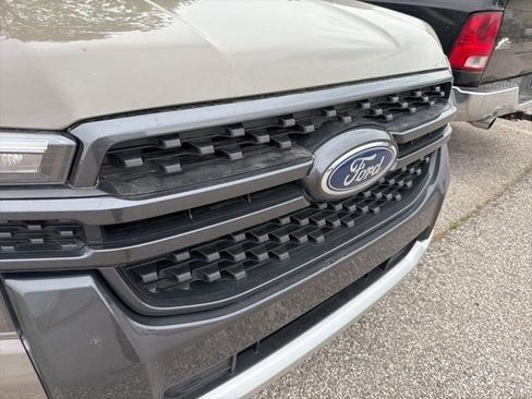 Used 2025 Ford Ranger XLT w/ Equipment Group 301A High AWD/4WD image 9