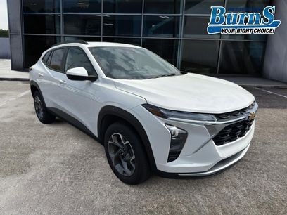 Used 2025 Chevrolet Trax LT w/ LT Convenience Package