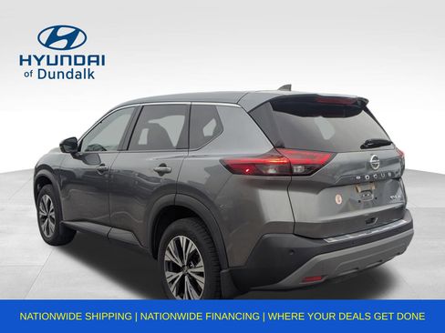 Used 2021 Nissan Rogue SV image 11