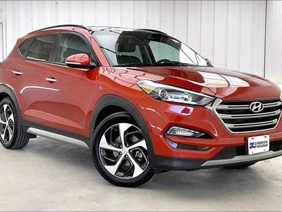 Used 2017 Hyundai Tucson Limited w/ Limited Ultimate Package 03