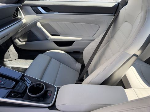 Certified 2022 Porsche 911 Turbo S image 17