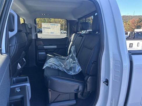 New 2026 Ford F350 Lariat w/ Chrome Package image 15