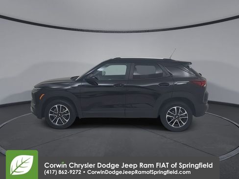 Used 2025 Chevrolet TrailBlazer LT image 9