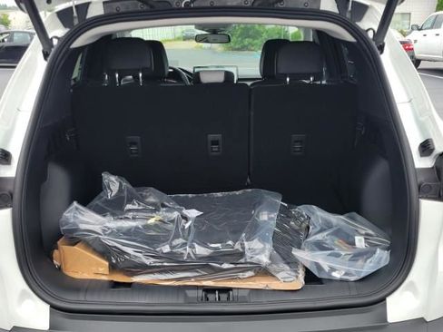 New 2025 Ford Escape Base w/ PHEV Premium Package image 9