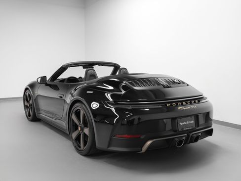 New 2026 Porsche 911 GTS RWD image 3