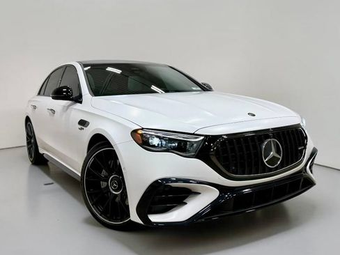 Used 2025 Mercedes-Benz E 53 AMG e 4MATIC Sedan image 5