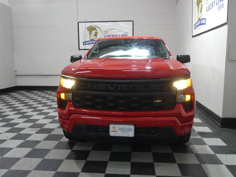 Used 2022 Chevrolet Silverado 1500 Custom AWD/4WD image 3