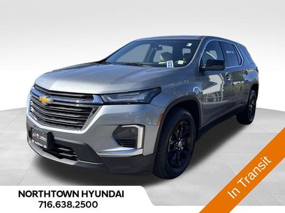 Used 2023 Chevrolet Traverse LS