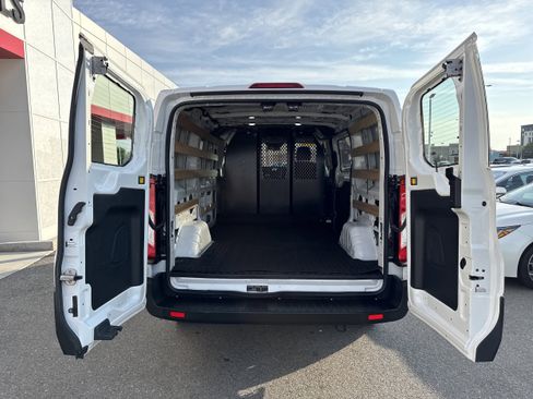 Used 2024 Ford Transit 250 Low Roof w/ Exterior Upgrade Package image 11