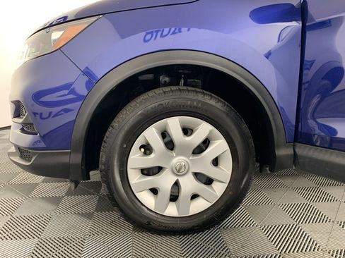 Used 2020 Nissan Rogue Sport S FWD image 12
