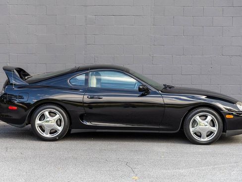 Used 1998 Toyota Supra Turbo RWD image 4
