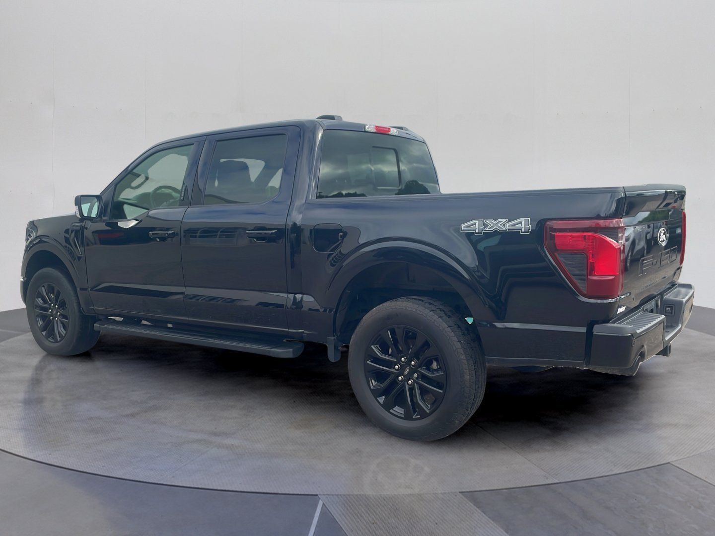 Used 2024 Ford F150 XLT w/ Equipment Group 302A MID AWD/4WD image 10