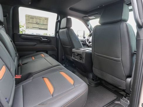 New 2026 GMC Sierra 2500 AT4 w/ AT4 Premium Plus Package AWD/4WD image 26