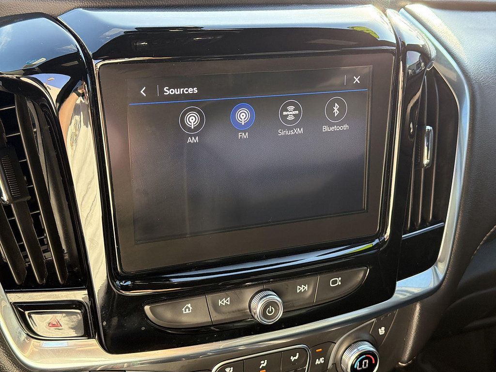 Used 2023 Chevrolet Traverse Premier w/ Redline Edition FWD image 12