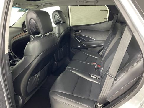 Used 2018 Hyundai Santa Fe Sport w/ 2.0T Ultimate Tech Package 05 AWD/4WD image 19