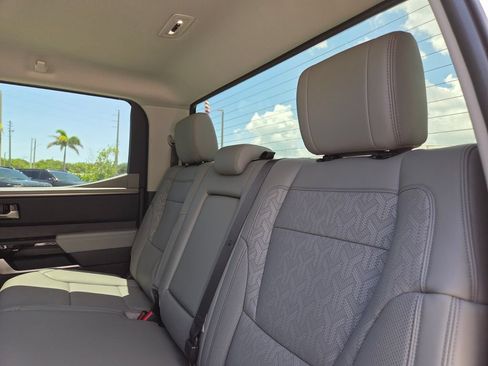 Used 2024 Toyota Tundra Limited AWD/4WD image 21