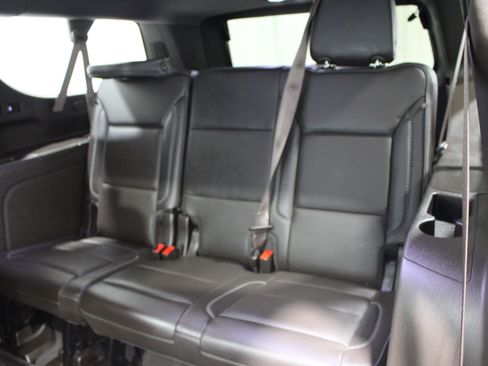 Used 2023 GMC Yukon XL Denali AWD/4WD image 21