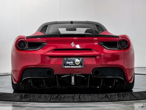 Used 2017 Ferrari 488 GTB RWD image 14