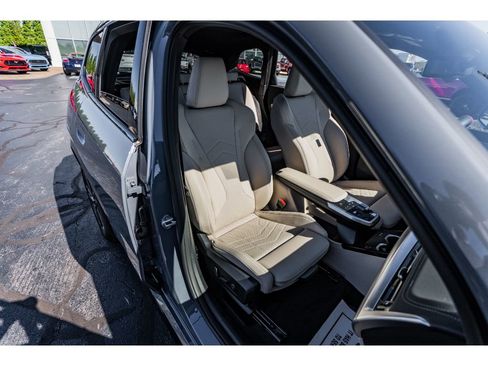 Used 2025 BMW X1 M35i w/ Premium Package image 20