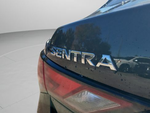 Used 2025 Nissan Sentra S FWD image 29