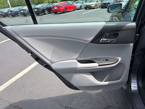 Used 2015 Honda Accord EX-L image 20