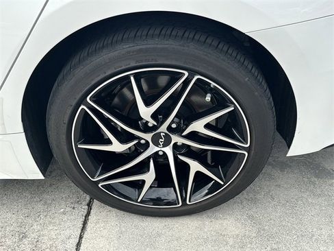 Certified 2023 Kia Stinger GT-Line image 11