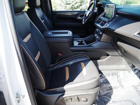 Used 2022 GMC Yukon AT4 AWD/4WD image 65