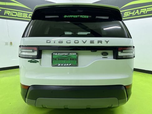 Used 2017 Land Rover Discovery SE AWD/4WD image 8